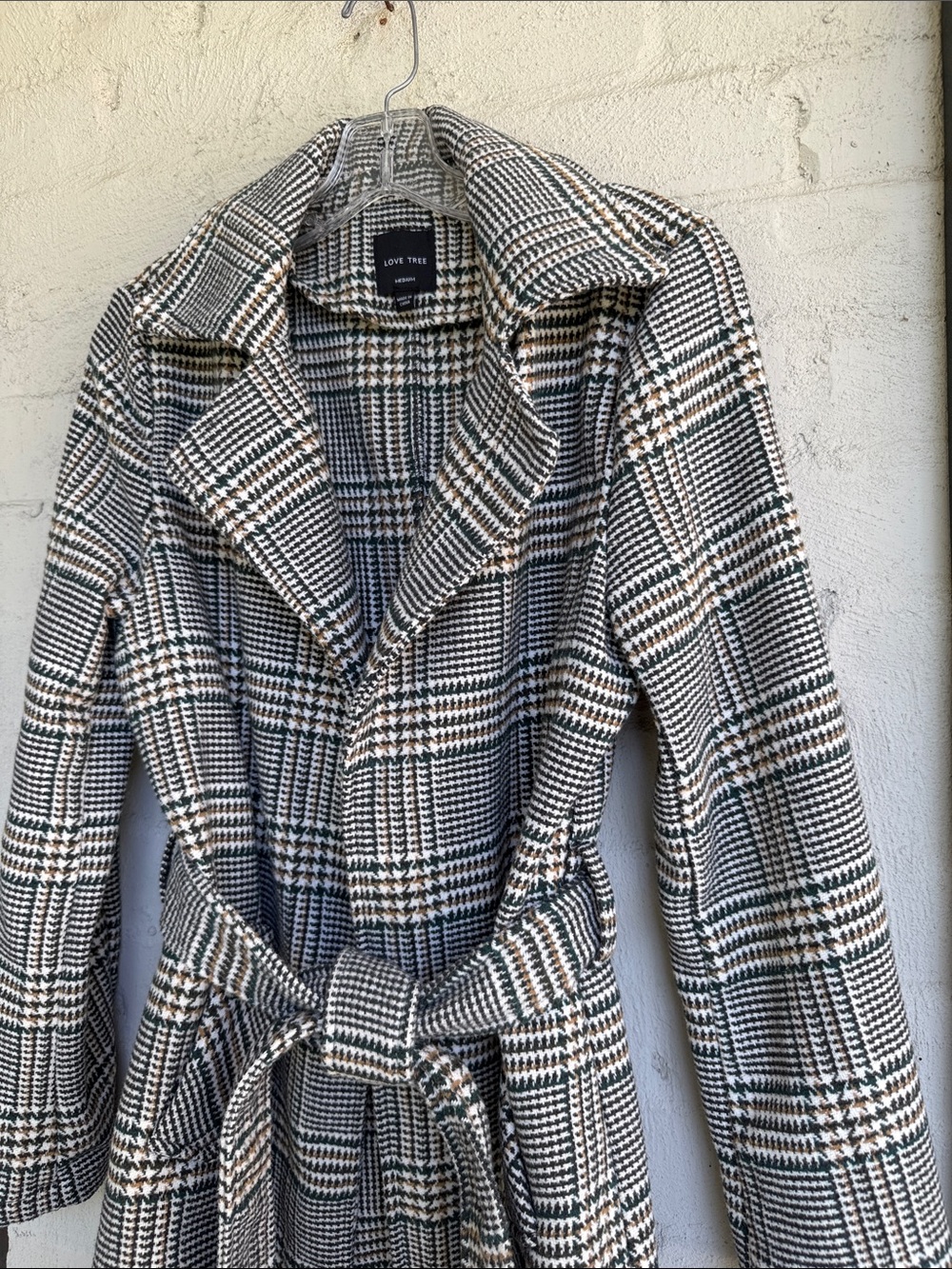 Love Tree Houndstooth Plaid Belted Trench Coat Size Medium - Picture 4 of 11